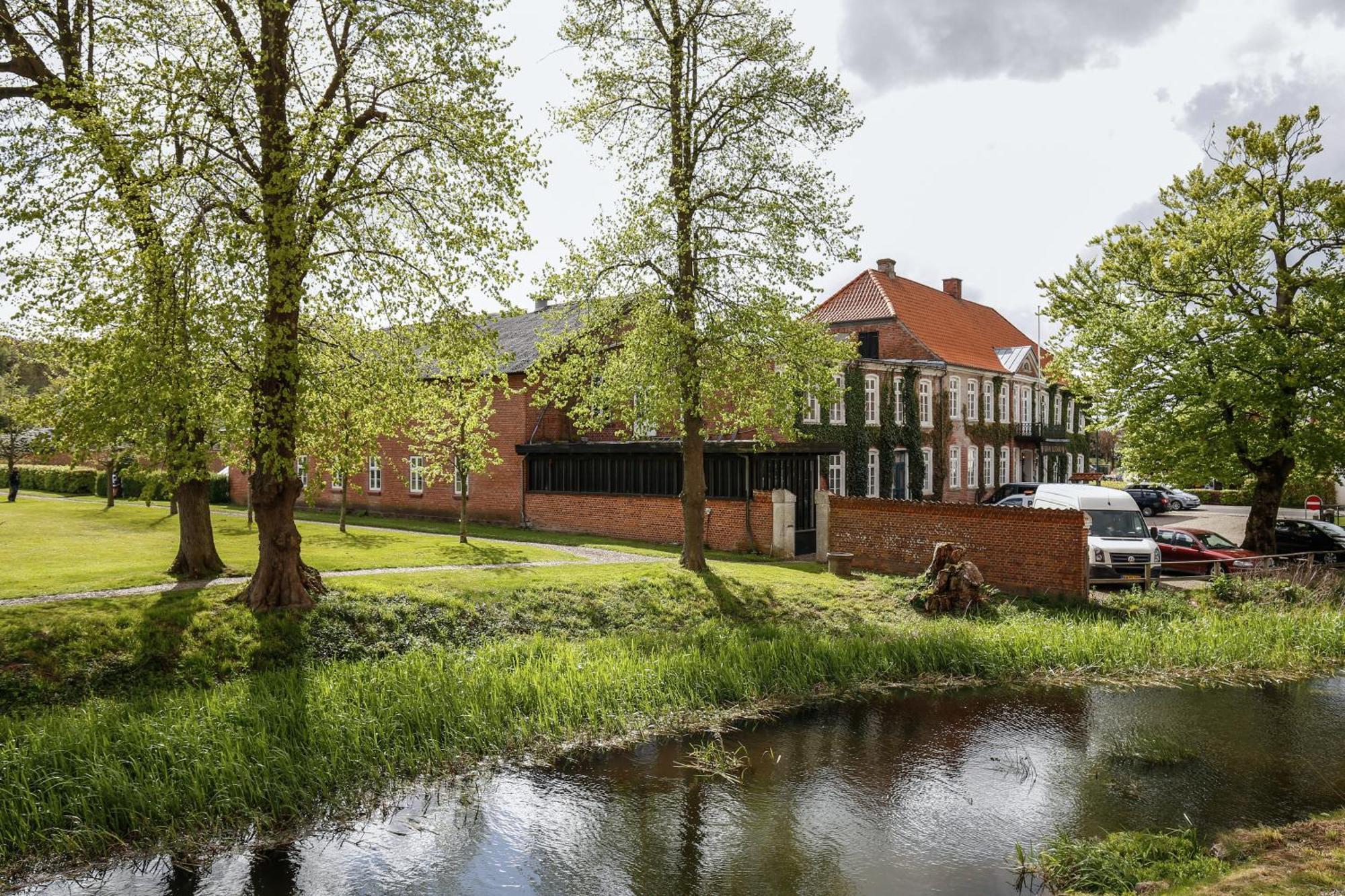 Den Gamle Kro Ved Gram Slot Exterior foto